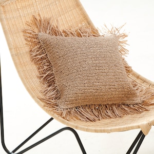 Raffia Pillow Cover, Crochet Raffia Cushion, Raffia Throw Pillow, Handmade Raffia Cushion Cover, Fringe Pillow Cover 18x18&quot;