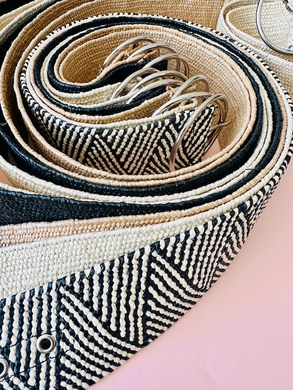 Boho Raffia Belt With Metal Buckle, Woven Stretch Waist Belt  display picture 3
