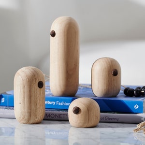 Objeto decorativo de madera natural, juego de 4, minimalista, pájaro de madera, regalo para niños, decoración de mesa de centro, regalo orgánico hecho a mano