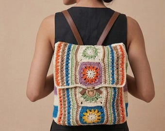 Zaino all'uncinetto fatto in casa, zaino colorato lavorato a mano, zaino estivo da spiaggia, zaino boho, zaino hippie, zaino per tutti i giorni, borsa in rafia