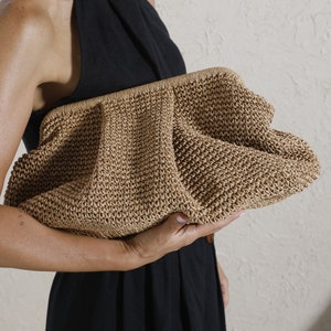 Clutch de paja TAN XL, bolso marrón Coach, clutch grande de rafia, bolso de paja para mujer, bolso de crochet, clutch de paja para mujer, clutch grande Coach