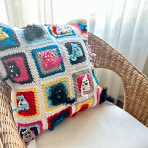 CAT CROCHET Pillow Cover, Christmas Special Cat Pillow Cover, Crochet Cat Figured Cushion, Many Cats Throw Pillowcase, Crochet Cushion Cat