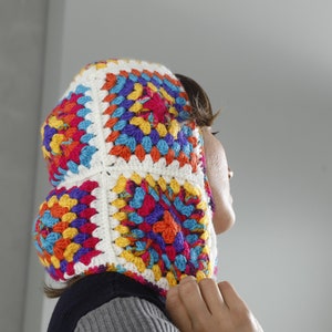Pasamontañas negro de crochet, pasamontañas cuadrado de abuela de crochet, pasamontañas cuadrado negro de abuela, pasamontañas blanco y negro Pasamontañas de crochet