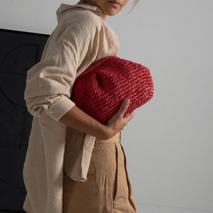 Bolso Mallorty Raffia, Bolso Mallorty rojo oscuro, Clutch de rafia burdeos, Clutch de paja de ganchillo, Bolso de bolsa de rafia roja, Bolso clutch, Regalo para ella