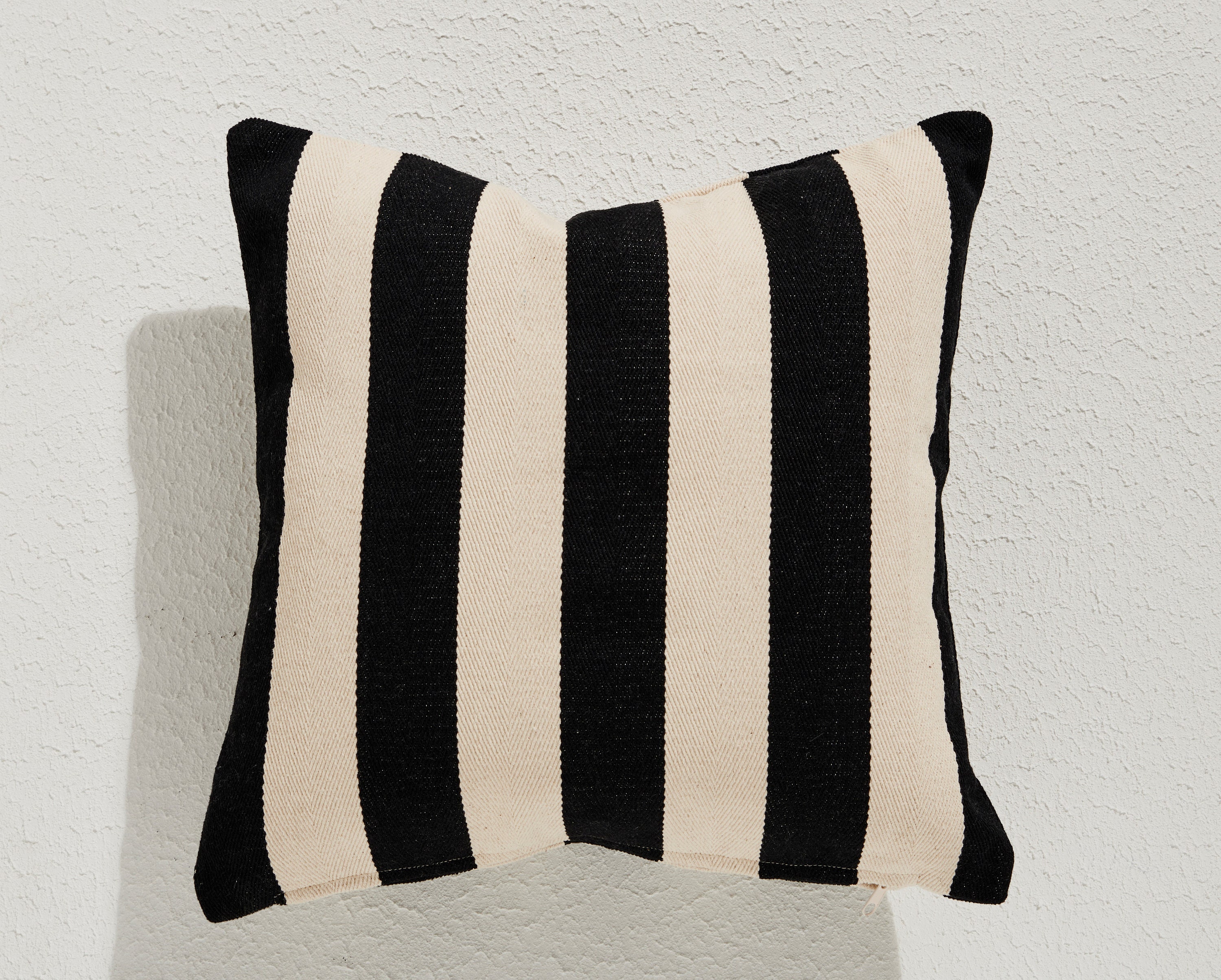 Coussin À Rayures Noir, Housse De Coussin Mercredi Bande Noire, Décoratif, Décoratif Noir, Décoration Bohème, Canapé, Tissé