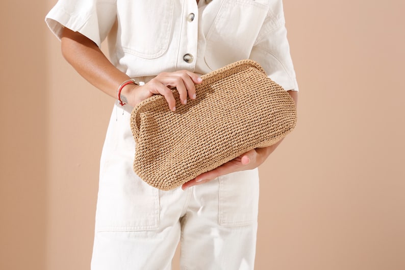 Straw Bag Clutch, MALLORY BAG, Raffia Bag Coach, Natural Hand-Knitted Clutch, Crochet Raffia Bag, Straw Clutch, Organic Clutch Bag image 2