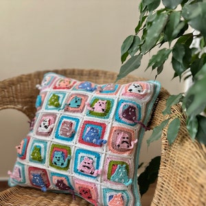 Many Cat Pillow Cover, Crochet Cat Pillow, Cat Square Cushion, Many Cats Pillowcase, Crochet Cushion Cat, Kitty Pillow