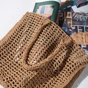 Handmade Raffia Crochet Mesh Beach Bag, Lightweight Summer Shoulder Bag for Women, Raffia Beach Bag, Crochet Handmade Raffia Bag Tote