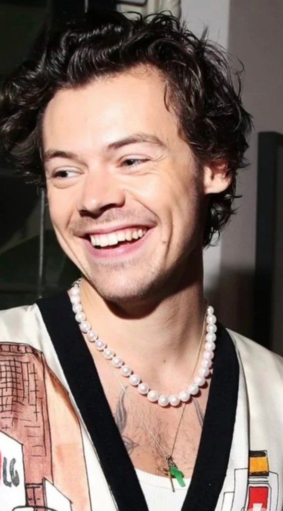 Harry Styles Inspired Pearl Necklace 