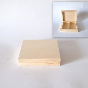 Una scatola per carte da gioco per due mazzi, scatola di legno non rifinita con coperchio, scatola non verniciata, decoupage, scatola fai da te