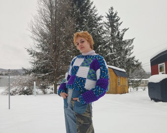 Suéter de patchwork de crochet con diseño de gofre multicolor