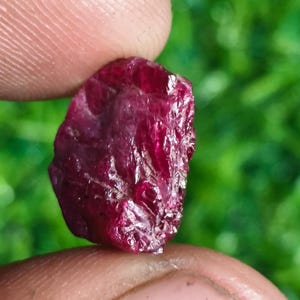 7 kt natuurlijk ruw exemplaar rode robijn, AAA Mozambique robijnkristal, ruw korund voor het maken van sieraden, reiki-genezende steen, onbehandelde robijn