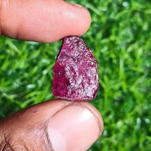 Raw Ruby Specimen, 18 Carat Healing Crystal Chunk, Natural Rough Mozambique Ruby Gemstone, Purple Red Uncut Corundum for Jewelry Making