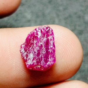 3ct Natural Red Ruby Crystal Specimen, AAA Mozambique Raw Ruby Stone, Small Blood Red Ruby Chunk for Jewelry Making, July Birthstone Gift