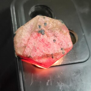 90ct Raw Ruby Record Keeper Crystal, Natural Hexagon Pink Ruby, Large Corundum Specimen for Wire Wrapping, Reiki Healing Crystal.