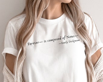 Emily Dickinson Gedicht Tv Show Unisex T-Shirt Literarisches Geschenk für Leser für Freundin LGBTQ Feministische Poesie Literatur Geschenk für Schriftsteller Geschenk