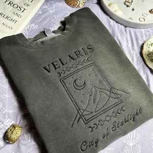 OFFICIEEL LICENTIE ACOTAR Velaris-sweater geborduurd Acotar Merch Acotar-sweater Velaris-sweater Acotar-shirt Sjm Merch Maas Rhys