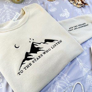 OFFICILE ACOTAR Sand geborduurde sweater sterren Acotar Merch Acotar Sweatshirt Velaris Sweatshirt Acotar shirt Sjm Merch Maas Merch Rhys
