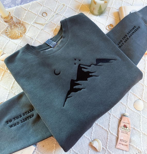 NEW OFFICIAL ACOTAR Double Sleeve Embroidered Sweatshirt Stars Acotar Merch Acotar Sweatshirt Velaris Sweatshirt Acotar Shirt Sjm Merch Maas