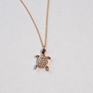 Collier tortue diamants, collier petite tortue, pendentif tortue en or massif, collier animal, diamant naturel