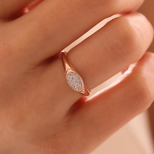 14k Gold Diamond Signet Ring with Natural Diamond – Elegant Gift Jewelry for Men & Women