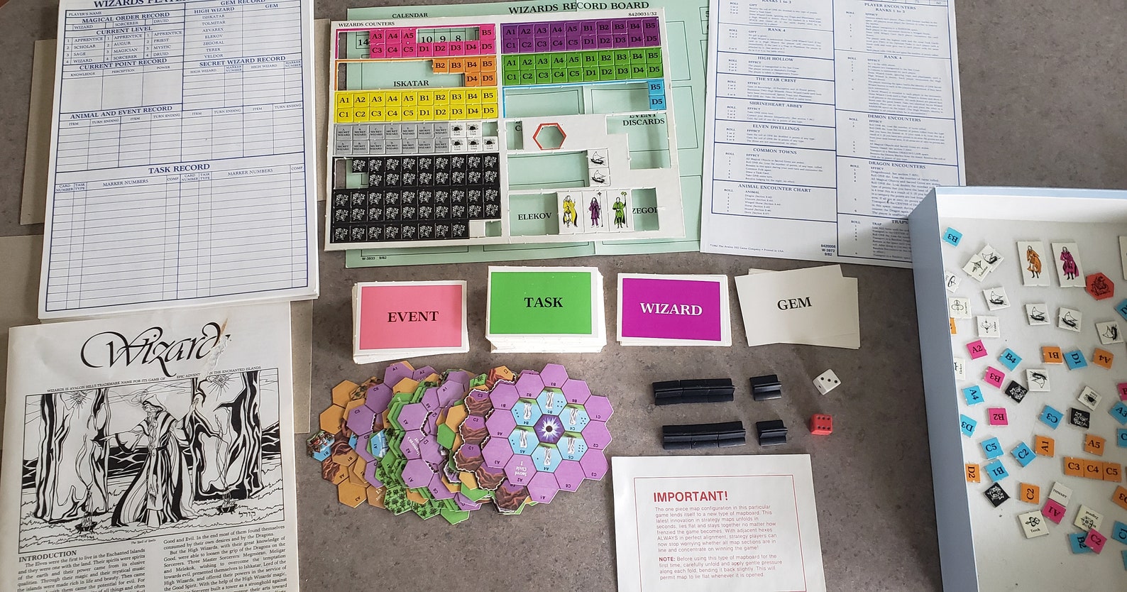 Wizards Avalon Hill Bookcase Game Complete Rare Etsy