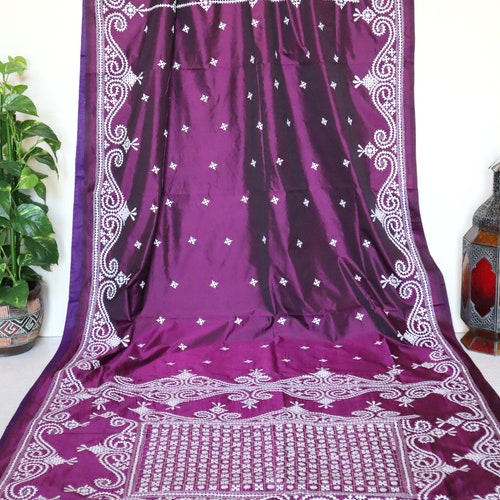 Authentic Gujrati hand stitched on Malai Silk shops saree with matching blouse piece, fall & pico included