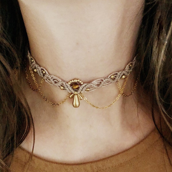 Boho macrame choker «Tākata» with gemstone • Link chain 18k gold-plated • Statement • Jewelry • Gift • Festival • Summer • Hippie