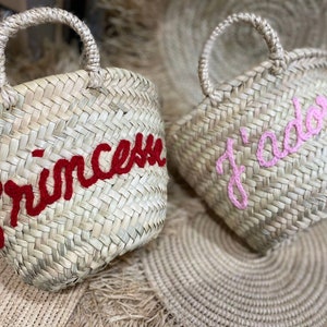 Bomboniere per gli ospiti in grandi quantità / Lotto di 10 sacchetti regalo personalizzati per damigelle d'onore / Borsa di paglia con monogramma marocchino