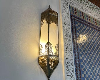 Handmade Moroccan Brass & Glass Wall Sconce Light | Elegant Ethnic Arabic Lantern for Home Decor - Ceiling Fixture Lamp