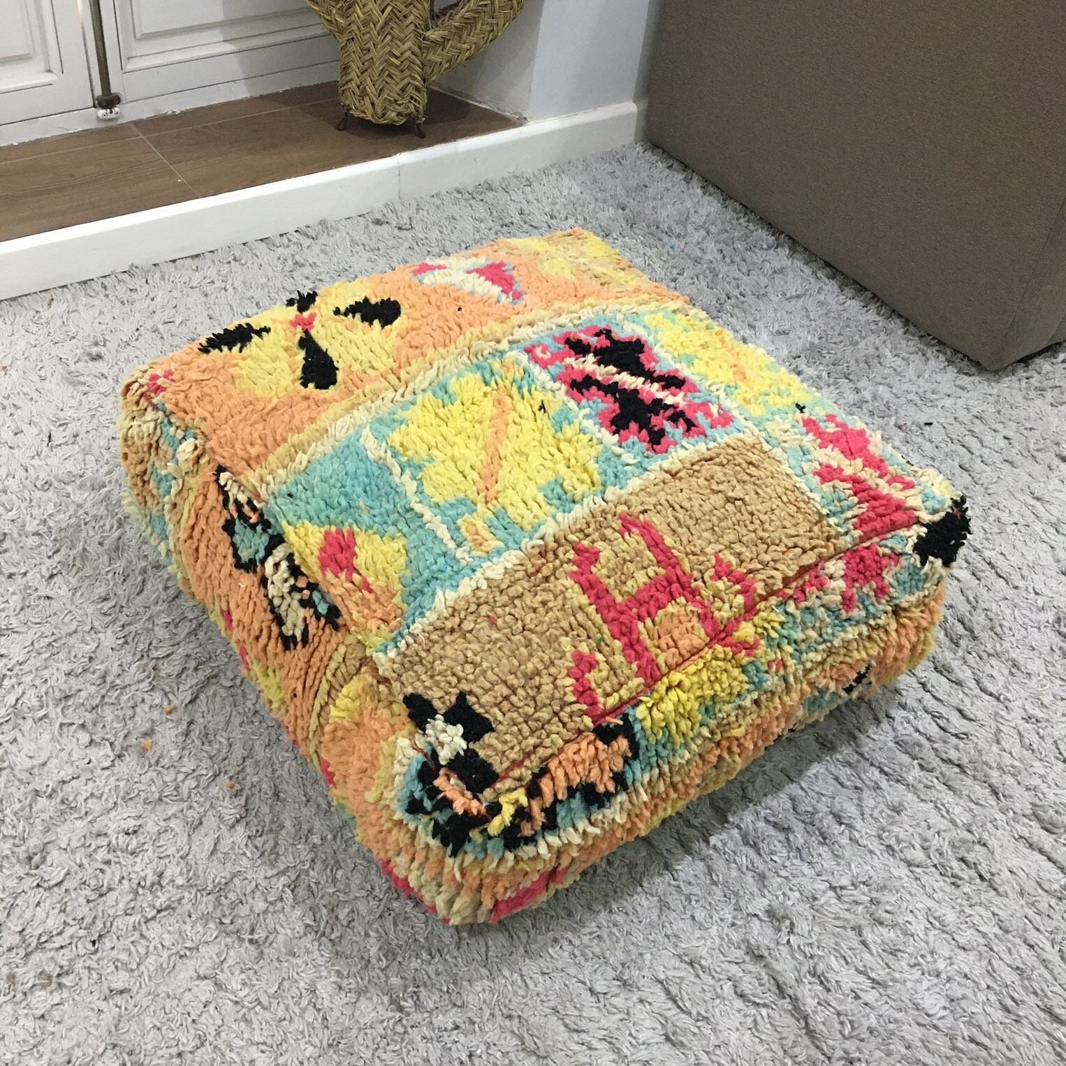 モロッコ フロアクッション 24x24 | ヴィンテージ ベルベル キリム