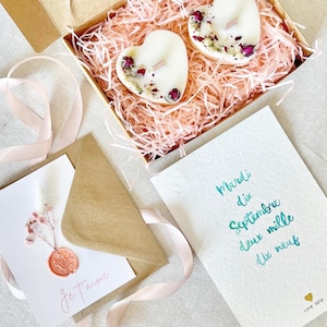 Coffret cadeau couple - cadeau mariage - cadeau naissance - anniversaire de mariage (2 Bougies, 1 carte, 1 aquarelle personnalisée)