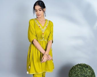 Green Indian Woman Wear Kaftan Pant Suits Designer Pakistani Wedding Wear Modal Embroidery Work Heavy Salwar Plazzo Dupatta Suits Handwork