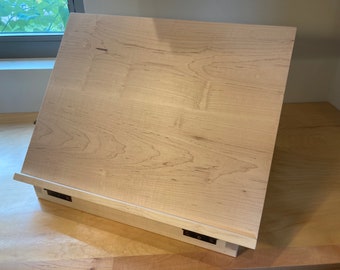 Large Maple Tabletop Easel