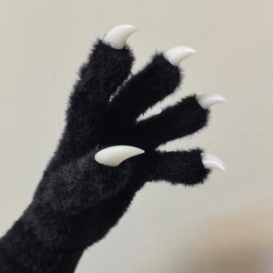 Kigurumi Paws: Wool Knitted Fursuit Claws - Custom Colors