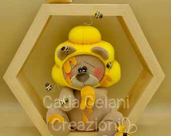 Teddy Bear Sewing Pattern PDF - Honey Bear with Honeycomb, 25 cm / 10 in - Easy - Instant Download