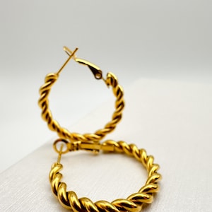 18K Gold Twisted Hoop Earrings, Modern Twisted Earrings, 3 sizes Twisted