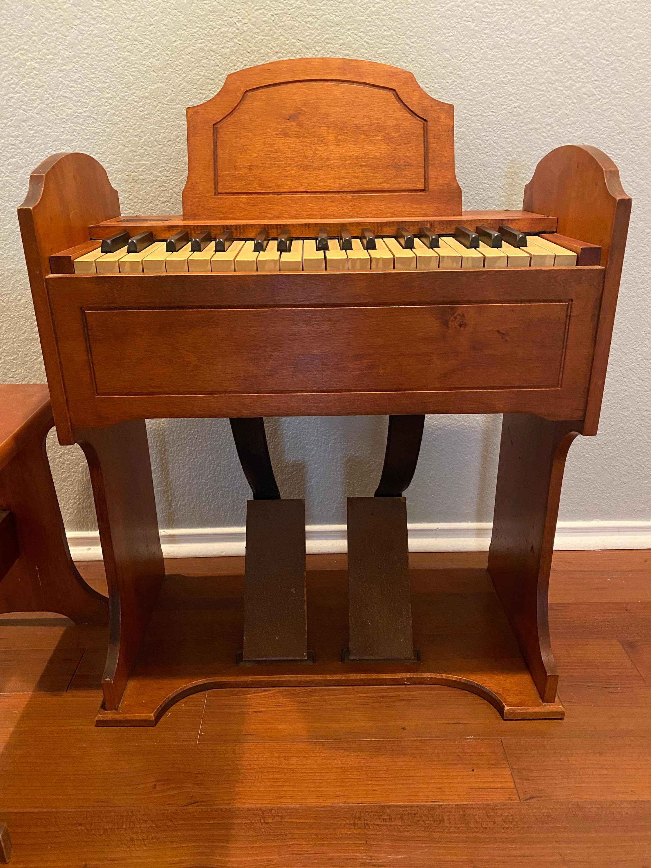Estey Childrens pump organ Etsy