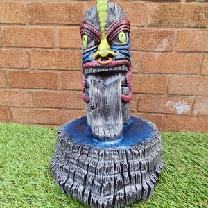 Tiki Totem Moai Reconstituted Stone Garden Ornament -Free UK P+P (Red)