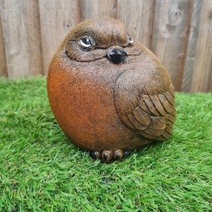 Robin Redbreast Reconstituted Stone Garden Ornament-Free UK P&P-High Quality Realistic