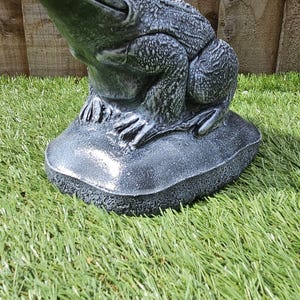 Toad Reconstituted Stone Garden Ornament-Free UK P&P-High Quality (Grey)
