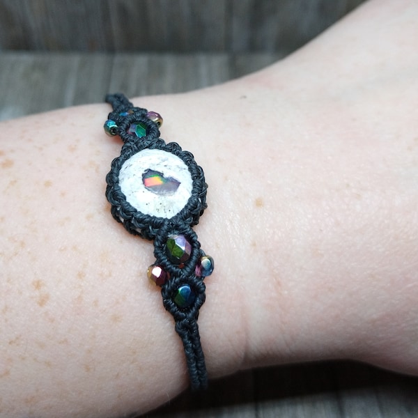 Makramee Armband mit Cantera Opal aus Mexiko