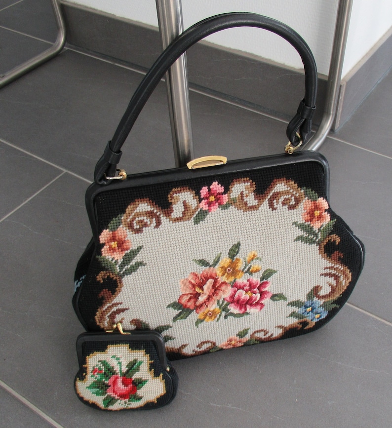 Vintage Needlepoint Handbag & Coin Purse SET ,both Leather Lining, Gift image 3