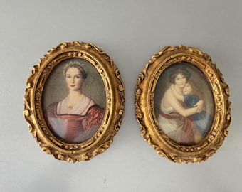 Conjunto de 2 Molduras Florentinas para Parede, fabricadas na Itália, em Estilo Barroco.