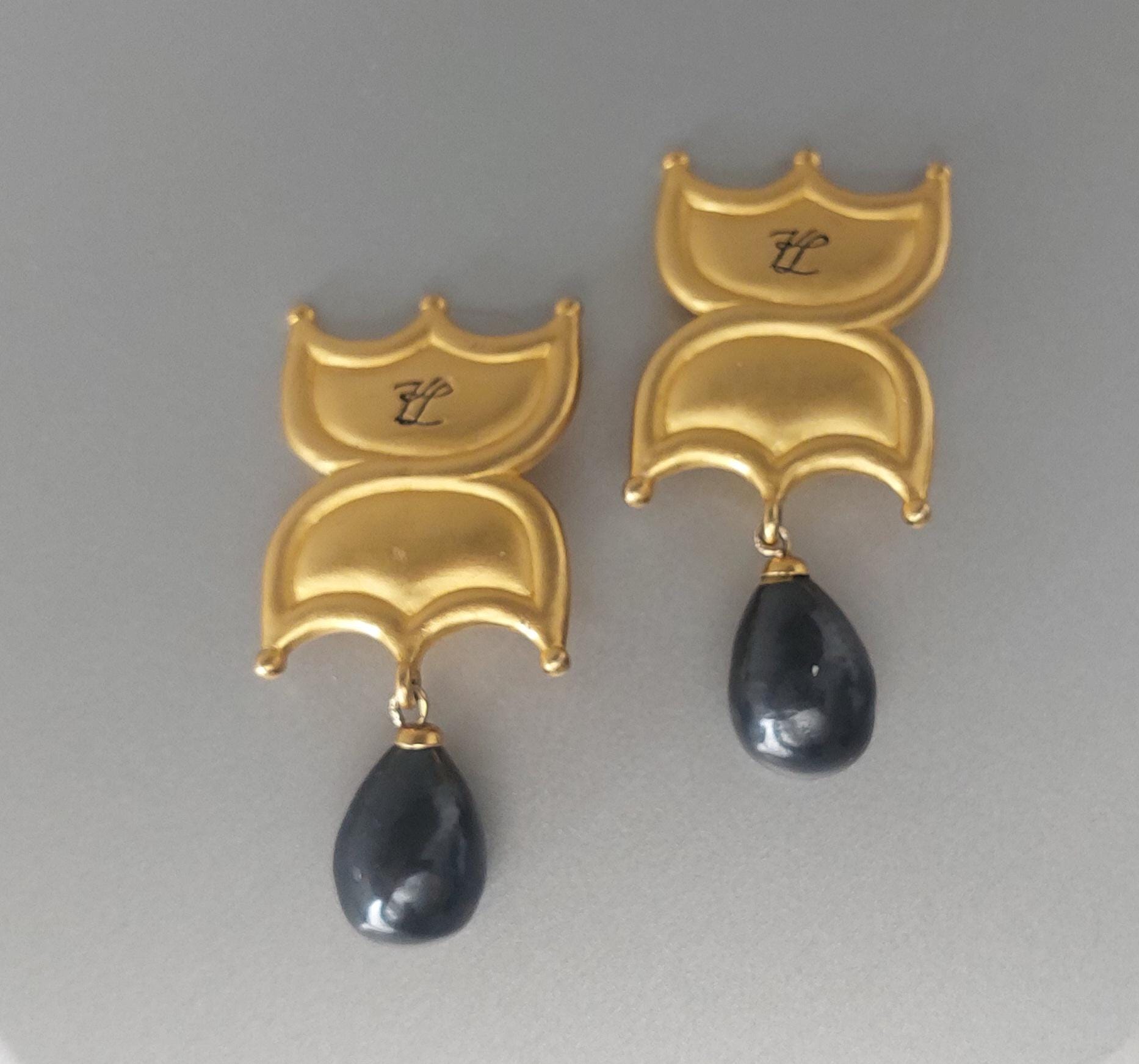 Boucles D'oreilles Clips Karl Lagerfeld Vintage - Lilas Et Doré - Résine Et Métal - Occasion élégante