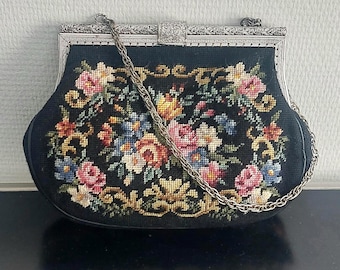 Vintage Petit Point Needlepoint Handbag Shoulderbag Silver color Frame & Chain GIFT