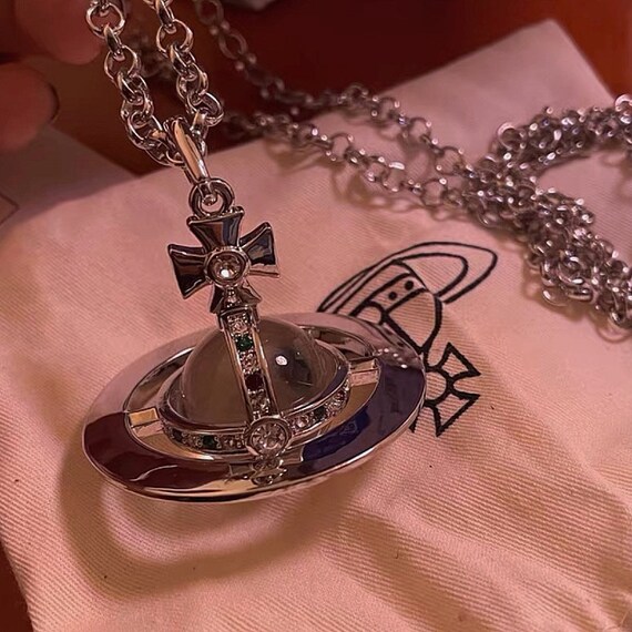 Vivienne Westwood Necklace Vivienne 