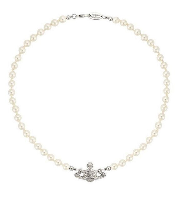 Vivienne Westwood Pearl Necklace 