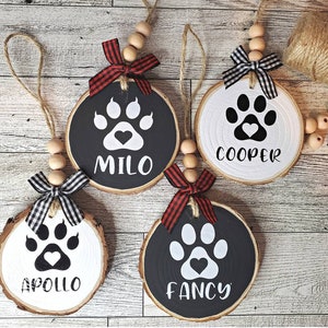 Custom Wood Slice Pet Name Ornament Paw Print /Cat Paw