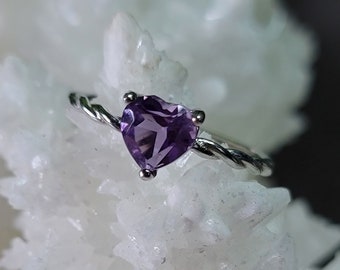 Sterling Silver Amethyst Heart Ring/Faceted Amethyst Ring/Adjustable Crystal Ring